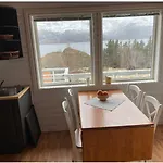 Casa de Férias Vettinghytta, Close To The Sea With Amazing View. Gravdal (Vestvagoy)